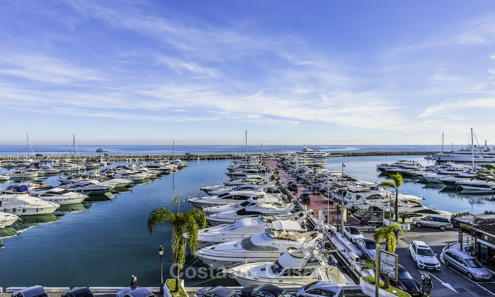 Hip, fully furnished and modernized penthouse apartment for sale, first line in the marina of Puerto Banus, Marbella 16347