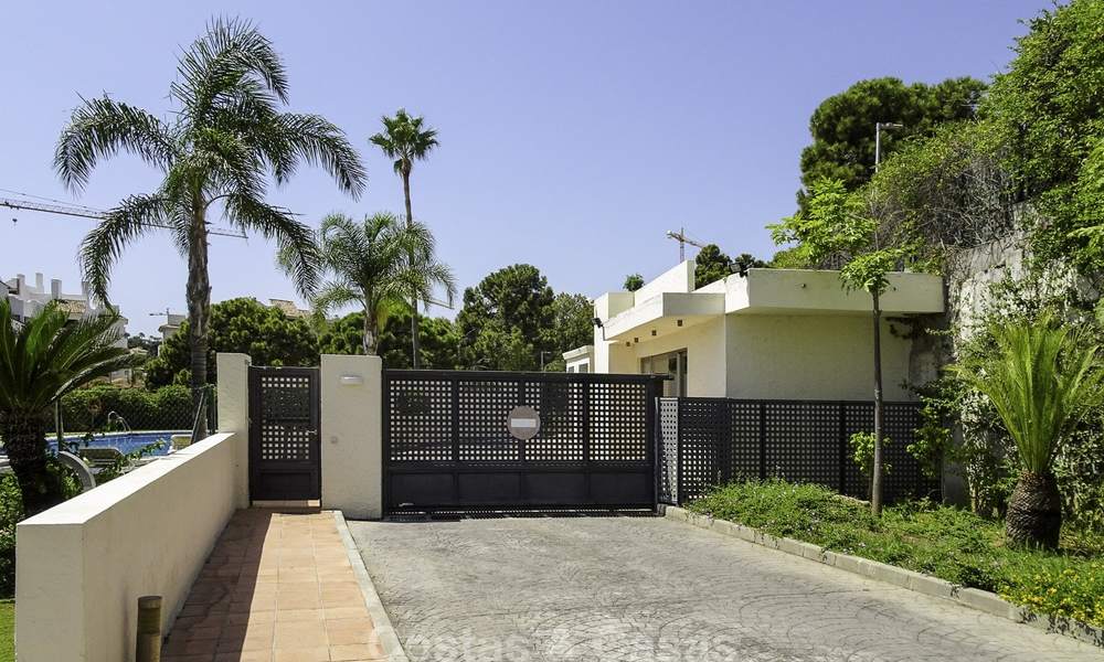 Attractive modern apartment with sea views for sale, in a quality gated complex, Benahavis - Marbella 16499