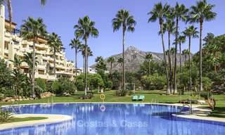 Rare, very spacious 5-bed penthouse apartmentwith sea and mountain views for sale on the Golden Mile in Marbella 16579 