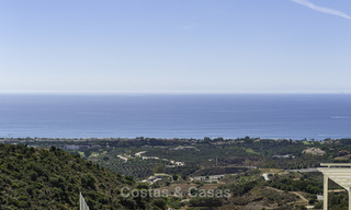Move-in ready modern 3-bed apartment with spectacular sea and mountain views for sale in Marbella 16835 
