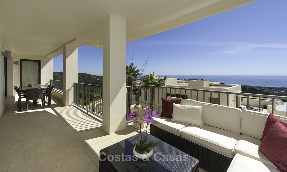 Modern move-in-ready 3-bed luxury apartment with sea and mountain views for sale in Marbella 16867