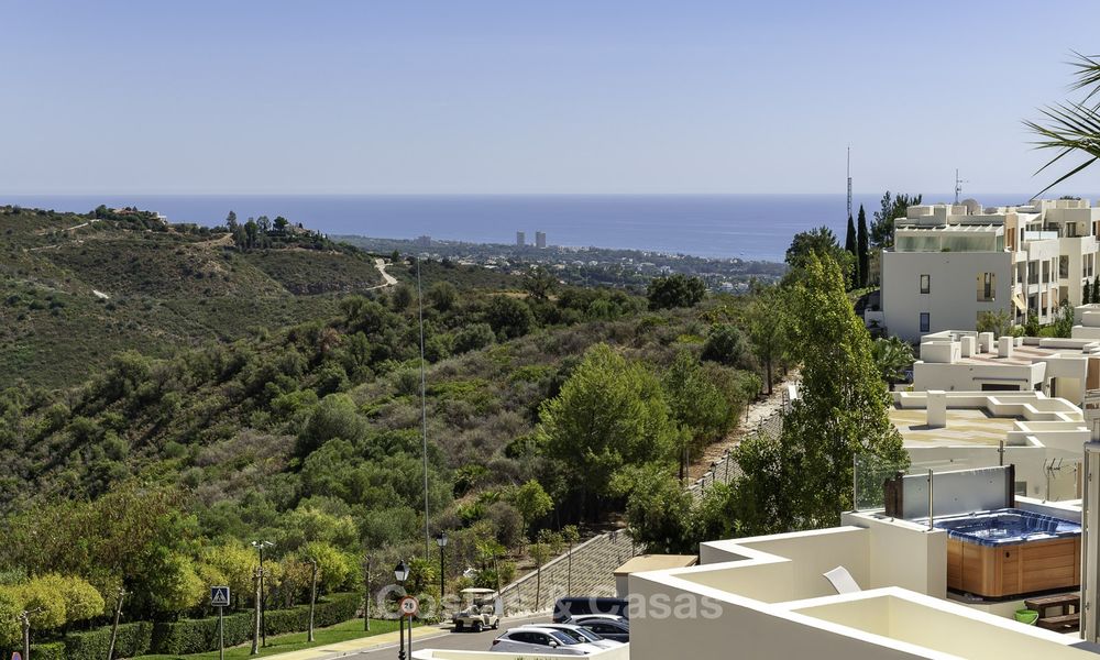 Modern move-in-ready 3-bed luxury apartment with sea and mountain views for sale in Marbella 16869