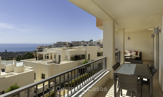 Modern move-in-ready 3-bed luxury apartment with sea and mountain views for sale in Marbella 16873 