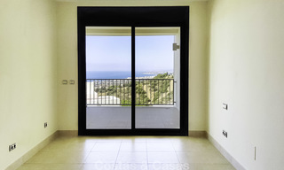 Modern 3-bedroom apartment overlooking the Mediterranean Sea, Marbella and the coastline to the Strait of Gibraltar and Africa 16979 