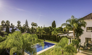 Modern-mediterranean luxury villa with guest quarters for sale, with sea views on the Golden Mile, Marbella 17031 