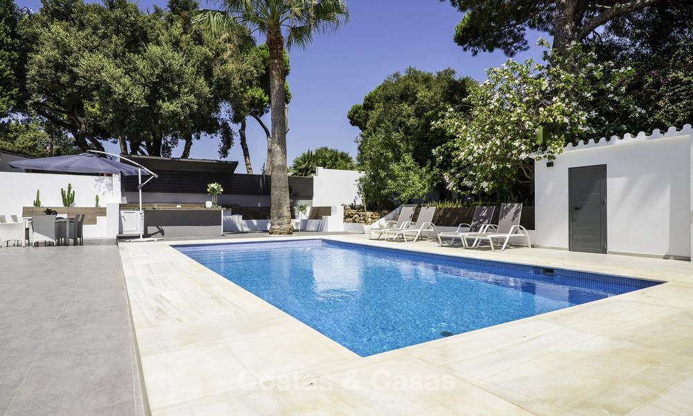 Attractive renovated Mediterranean luxury villa for sale, close to golf, amenities and beach in East Marbella 17332