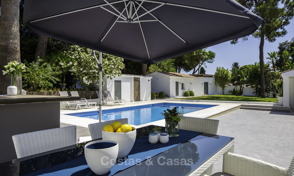 Attractive renovated Mediterranean luxury villa for sale, close to golf, amenities and beach in East Marbella 17336