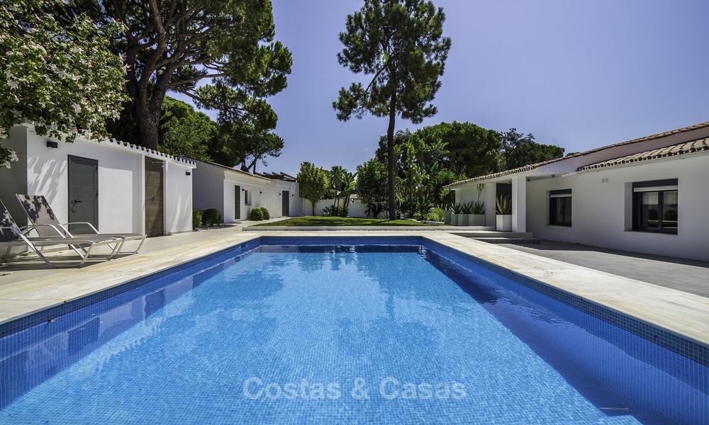 Attractive renovated Mediterranean luxury villa for sale, close to golf, amenities and beach in East Marbella 17337