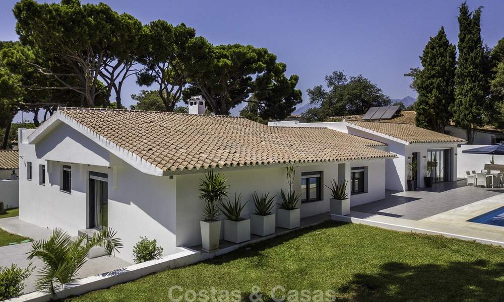 Attractive renovated Mediterranean luxury villa for sale, close to golf, amenities and beach in East Marbella 17339