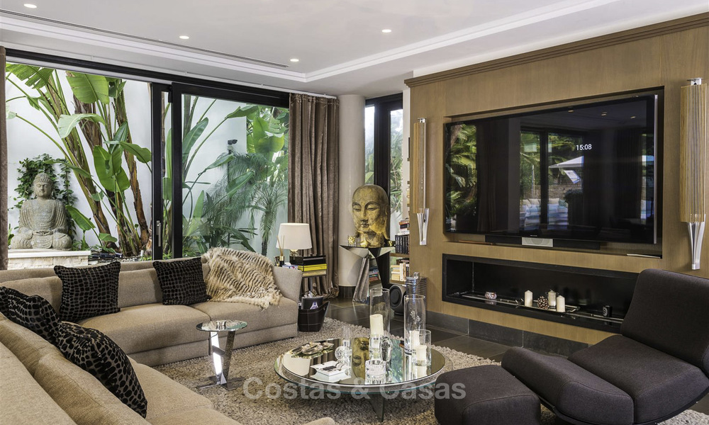 Stunning and unique contemporary luxury villa for sale, in an exclusive beachside urbanisation in East Marbella 17380