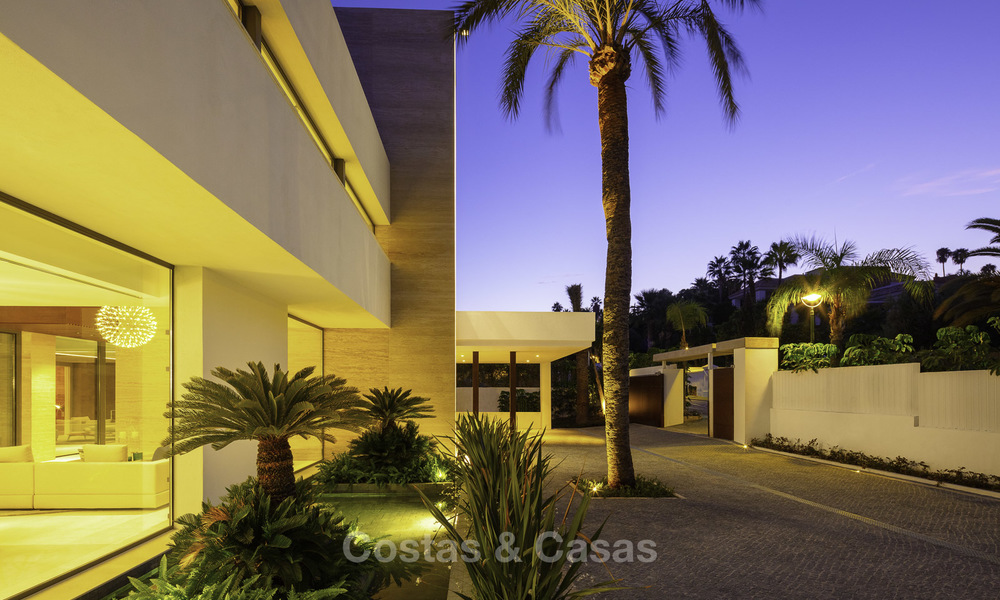  Impressive ultra-modern villa with amazing sea views for sale in Nueva Andalucia’s Golf Valley, Marbella 17574