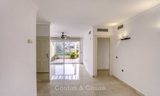 Attractive 3-bed penthouse apartment with spacious terraces and panoramic views for sale, Benahavis - Marbella 17578 