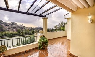 Attractive 3-bed penthouse apartment with spacious terraces and panoramic views for sale, Benahavis - Marbella 17583 