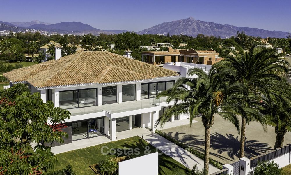 New built modern villa for sale, ready to move into and walking distance to the beach, at the edge of Marbella - Estepona 17642