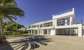 New built modern villa for sale, ready to move into and walking distance to the beach, at the edge of Marbella - Estepona 17660 