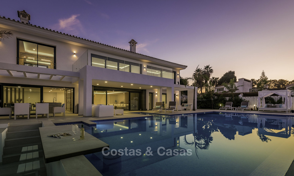New built modern villa for sale, ready to move into and walking distance to the beach, at the edge of Marbella - Estepona 17676