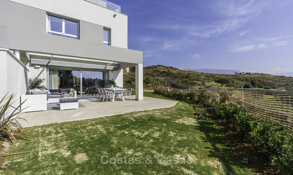 Spacious new built contemporary townhouses for sale, in a championship golf resort in Mijas 17802