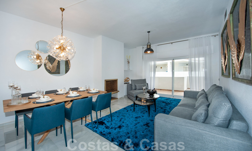 Ready to move in apartment for sale at walking distance from all amenities and Puerto Banus in Nueva Andalucia, Marbella 21081