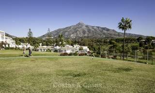 Apartments for sale, with spectacular views, frontline Aloha Golf, in Nueva Andalucia - Marbella 17942 