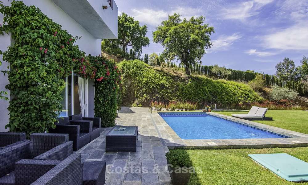 Modern detached luxury villa on a large plot in a peaceful country estate for sale, Marbella East 18130