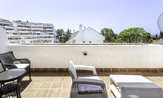 Bright and spacious apartment for sale, walking distance to Puerto Banus, amenities and beach in Nueva Andalucia, Marbella 17972 