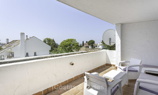 Bright and spacious apartment for sale, walking distance to Puerto Banus, amenities and beach in Nueva Andalucia, Marbella 17974 