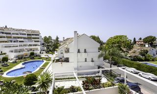 Bright and spacious apartment for sale, walking distance to Puerto Banus, amenities and beach in Nueva Andalucia, Marbella 17975 