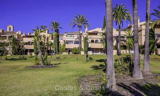 Bright and spacious penthouse for sale in a peaceful urbanisation next to a golf course, Marbella - Estepona 18177 