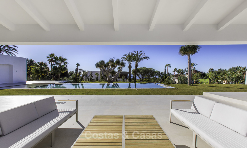 Exquisite modern-Mediterranean luxury villa on one level for sale in Sierra Blanca, Marbella 18241