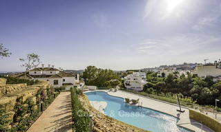 New luxury apartment for sale in a fashionable complex in Nueva Andalucia in Marbella 18419 