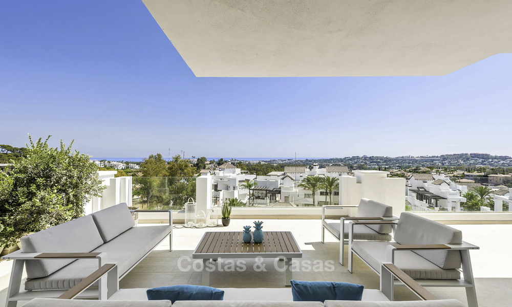 Contemporary luxury apartment for sale in an exclusive complex in Nueva Andalucia - Marbella 18446