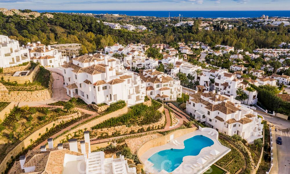 Contemporary luxury apartment for sale in an exclusive complex in Nueva Andalucia - Marbella 31986