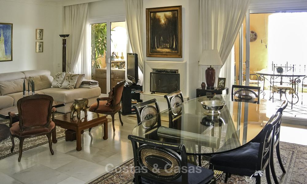 Charming penthouse apartment in a sought-after luxury urbanisation for sale, Nueva Andalucia, Marbella 18611