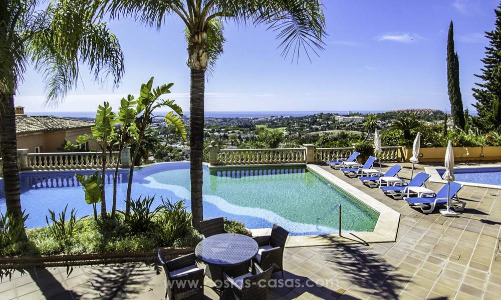 Charming penthouse apartment in a sought-after luxury urbanisation for sale, Nueva Andalucia, Marbella 18624
