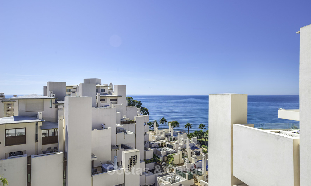 Modern penthouse apartment with private pool for sale in a frontline beach complex, New Golden Mile, Estepona 18654