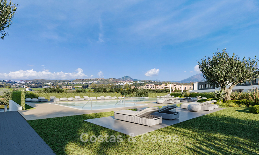 Attractive new semi-detached villas with private garden for sale in the Golden Triangle, Marbella - Benahavis - Estepona 802411