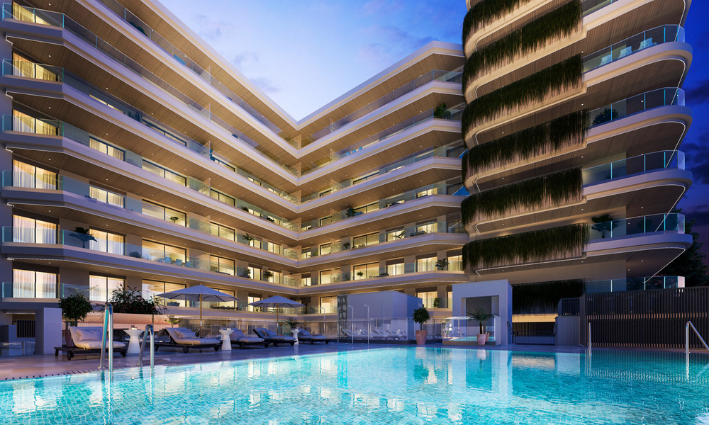 Impressive new luxury apartments in an exclusive complex for sale, walking distance to the beach, in the centre of Fuengirola, Costa del Sol 40234