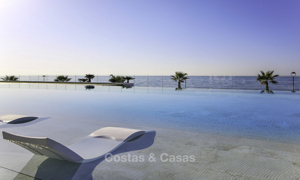 Exclusive new modern design beachfront penthouse for sale, move in ready, on the New Golden Mile, Marbella - Estepona 18883