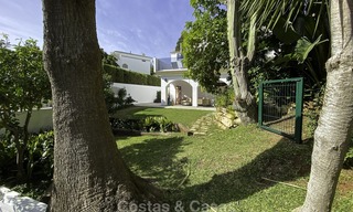 Fully renovated semi-detached classical villa for sale, Golden Mile, Marbella 18889 