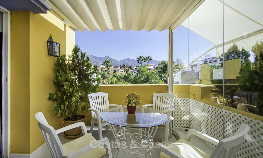 Spacious penthouse apartment for sale on the Golden Mile, Marbella at walking distance to the beach and all amenities 19076