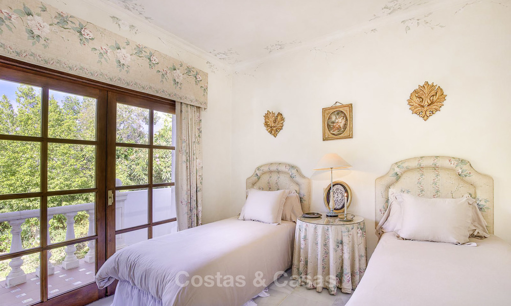 Charming Italian rustic villa on a double plot for sale, completely renovated, Marbella - Estepona 19310