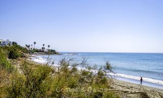 Marvellous fully renovated beachfront top floor apartment with stunning sea views for sale, West-Estepona 19388 