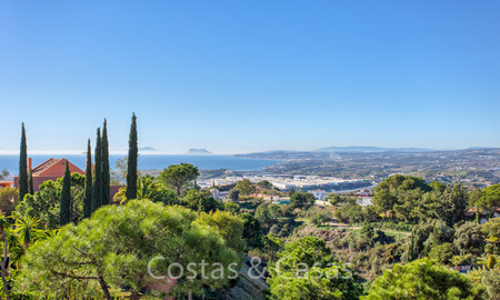 Charming renovated Andalusian villa with stunning sea views for sale in Estepona 19446