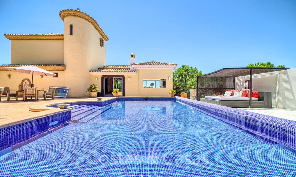 Charming renovated Andalusian villa with stunning sea views for sale in Estepona 19464