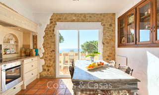 Charming renovated Andalusian villa with stunning sea views for sale in Estepona 19483 