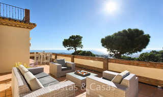 Charming renovated Andalusian villa with stunning sea views for sale in Estepona 19489 