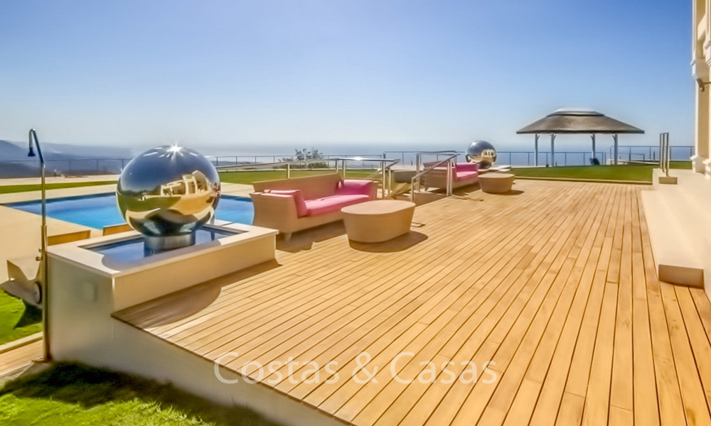 Exquisite luxury villa with astounding sea and mountain views for sale in the uber exclusive La Zagaleta estate, Benahavis - Marbella 19430