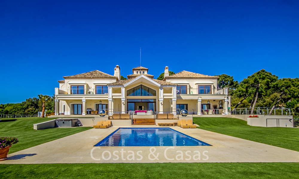 Exquisite luxury villa with astounding sea and mountain views for sale in the uber exclusive La Zagaleta estate, Benahavis - Marbella 19434