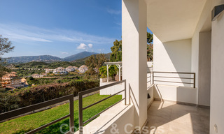 Recently completely renovated traditional villa with sea and mountain views for sale, Nueva Andalucia, Marbella 33667 