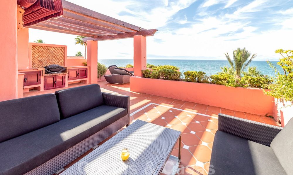 Unique opportunity! First line beach penthouse with sea views for sale in an iconic beach-complex, New Golden Mile, Marbella - Estepona 19607